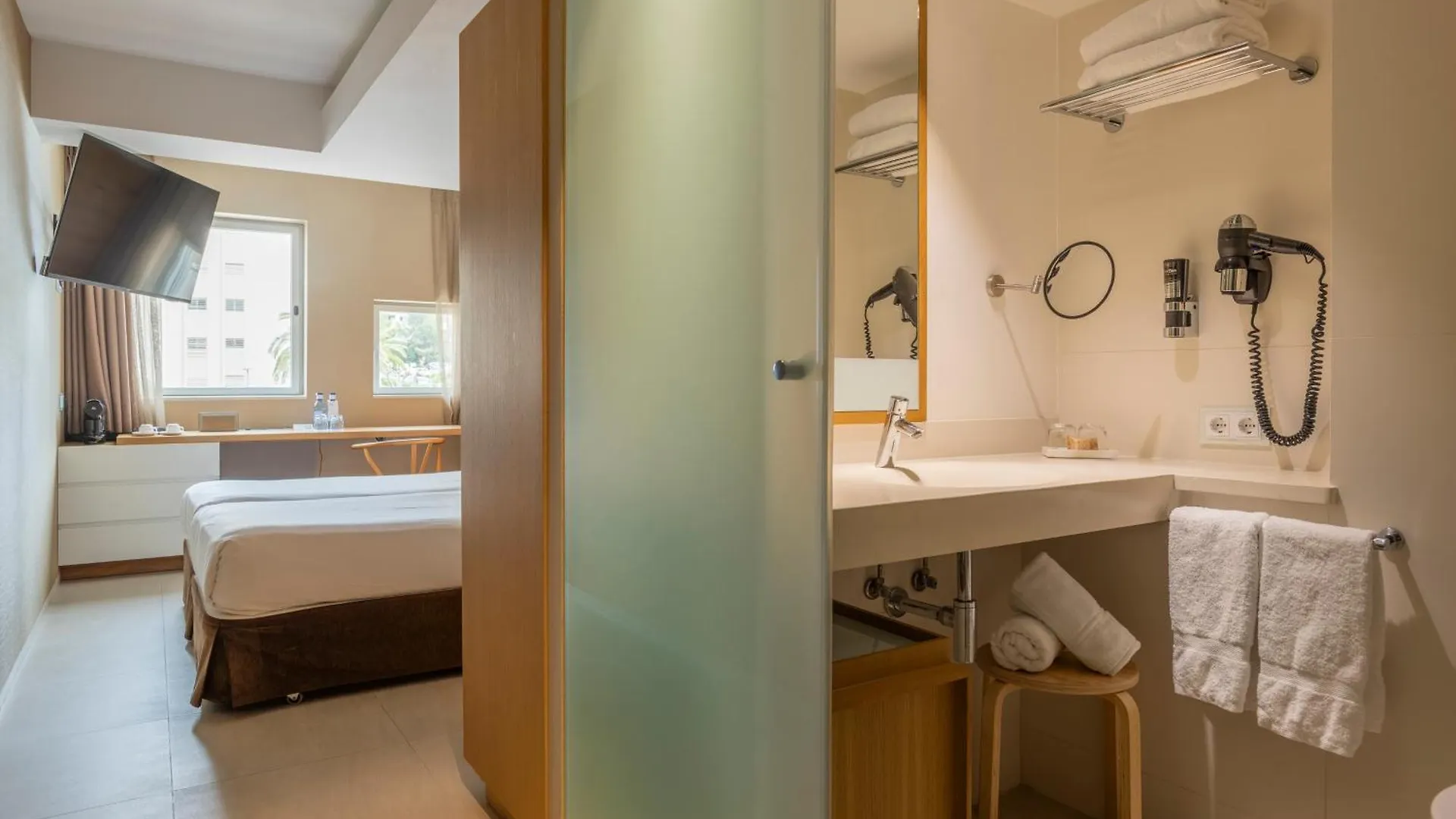 Leonardo Boutique Hotel Mallorca Port Portals - Adults Only Portals Nous  4*, Portals Nous (Mallorca)